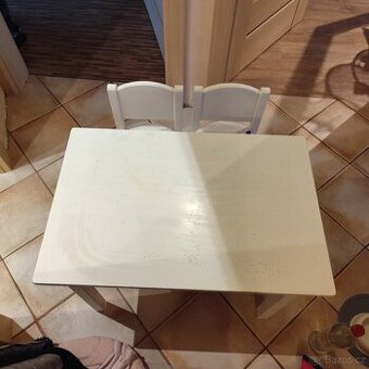 Dětský dřevěný stůl +židle IKEA