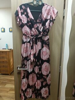 Nové plisovane šaty Numoco