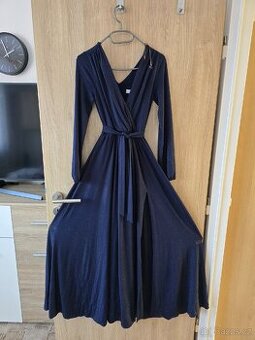 Elegantní dlouhé společenské šaty tmavě modré