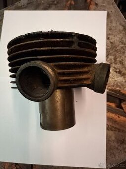 Valec s pistem jawa 250 353