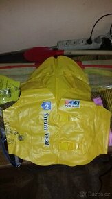 Dětské nafukovací pomůcky při plavání, raftingu