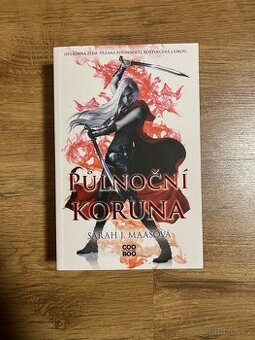 Půlnoční koruna: Sarah J. Maas