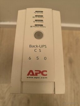 Záložní zdroj APC Back-UPS CS 650I (BK650EI) -záruka