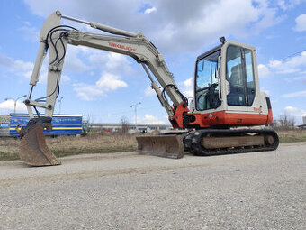 Bagr Takeuchi TB145. Váha 4800kg, po servise.