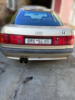 Zadní světelný panel Audi 90 B3