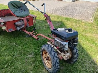 Malotraktor tera