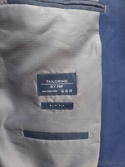 Pánský oblek