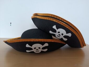 Pirátský klobouk - 3 ks - obvod hlavy cva 50 cm