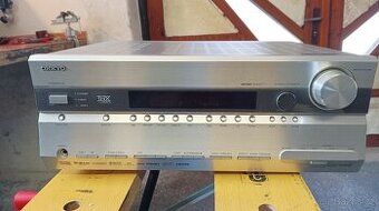Hifi receiver Onkyo tx-sr 705.