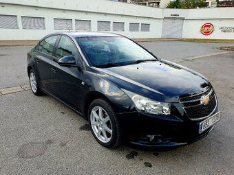 Chevrolet Cruze 1,6 91kw 2012 ČR serviska 151 900 km
