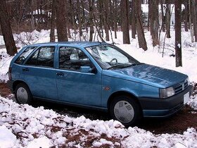 Čelní sklo na Fiat TIPO / TEMPRA r.v. 87-96
