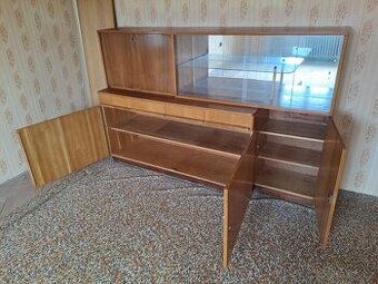 Skříň/Kredenc - 1