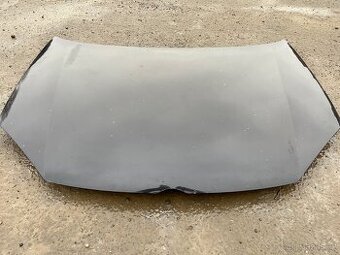 Prodám kapotu na Volkswagen Golf V. - 1