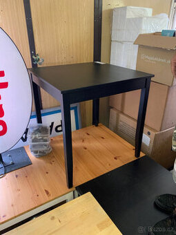 Ikea jídelní stůl Lerhamn 74x74