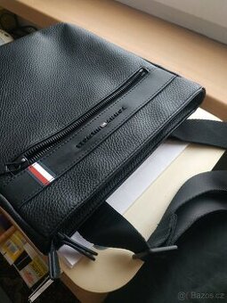 Nová pánská kožená taška Tommy Hilfiger p.c 1390
