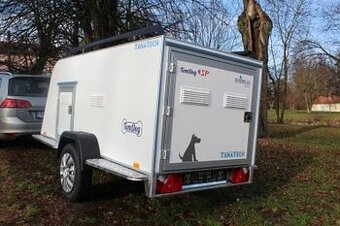 Přívěs pro přepravu psů DOG 4 SP 750kg