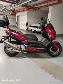 Yamaha xmax 125