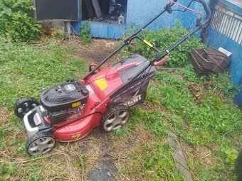 Benzínová sekačka HECHT 543 SW – nefunkční, na opravu