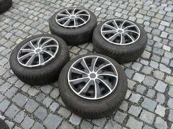 ZIMNÍ PNEU + DISKY 205/55R16 ŠKODA 16" SEAT , VW