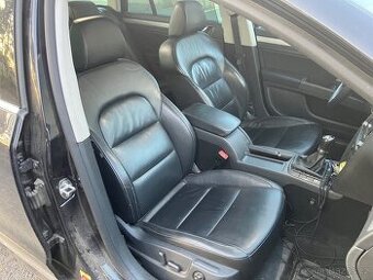 ŠKODA SUPERB II COMBI-KOŽENÝ INTERIER