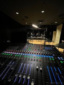 Soundcraft Si Performer 2 + compact Stage box(sivý)