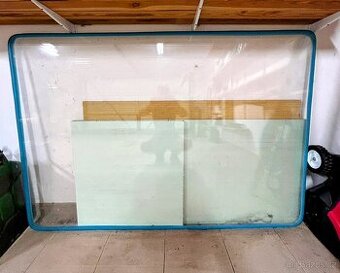 desky PVC,plexi (např. pro reklamní panely)
