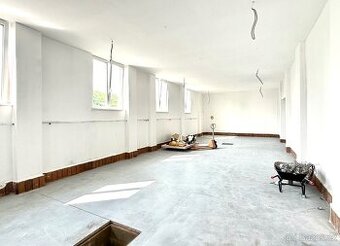 Pronájem dílny/skladu o ploše 115m2 v areálu v Sudo. u Tábor
