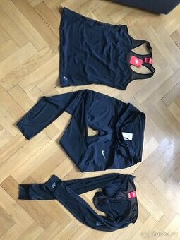 Souprava Nike