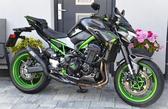 Kawasaki Z 900 1.majitel / DPH / SC Project / 3.900 km