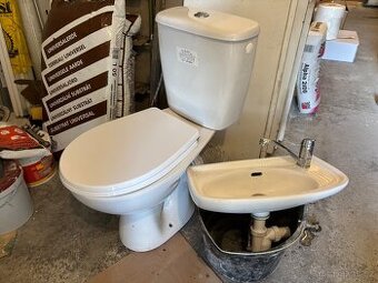 Wc + umyvadlo s baterii