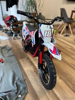 Dětská elektro motorka