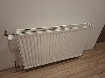 Deskový radiátor 1000 x 600 x 100