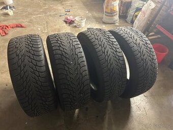 Zimní pneu 235/55 r18