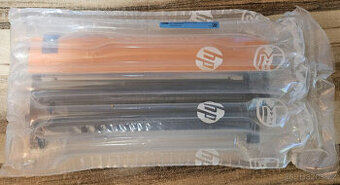 Prodám azurový toner HP/Samsung CLT-P404C/ELS SU365A