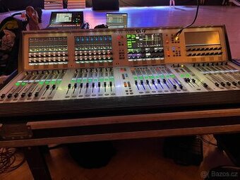 Soundcraft Vi400