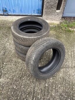 4ks celoroční pneu 195/65/15 Nokian Tyres Seasonproof  7,5mm