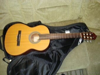 Dětská kytara Cort + ladička JOYO + futrál