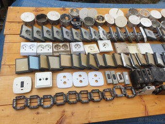 Elektromateriál 220V-380V