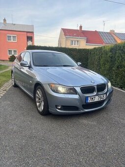BMW e90 330i LCI