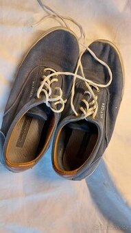 Plátěné Tommy Hilfiger 44 - 3.pár