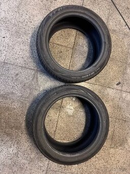 Celoroční pneu 235/45R18