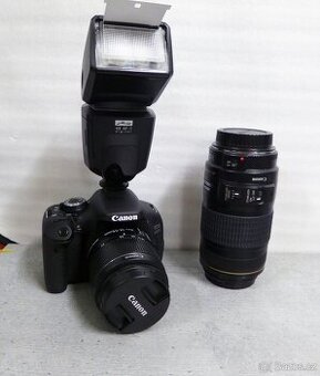 Canon Eos 600D s  příslušenstvím