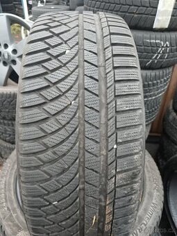 245/45r20 103v kumho wintercraft wp72 zimní