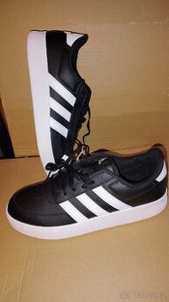 Tenisky Adidas 45/ spíš 44