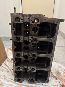 Hlava motoru 1.9ve
