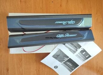 Alfa Romeo Giulia - lišty prahů karbonové Originál 50547076