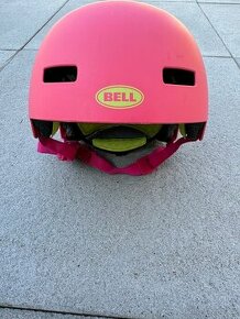 Dětská přilba na kolo nebo brusle značky BELL