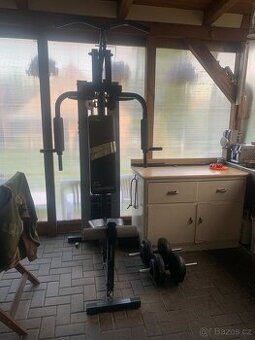 Posilovací věz+ činky