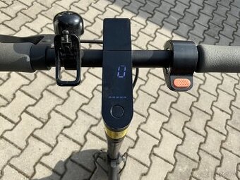 Prodam xiaomi essential electric scooter