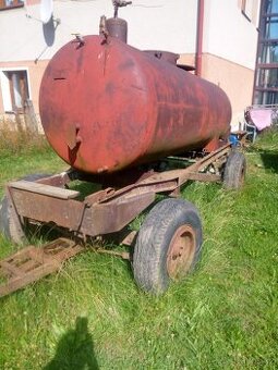 Cisterna, sud, nádrž , napáječka na vodu